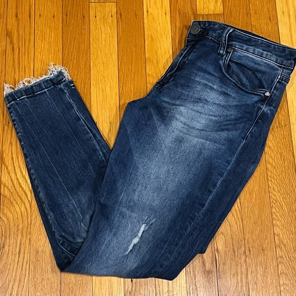 Kut From the Kloth Distressed Ankle Skinny High Rise Jean. Size 8 - Picture 1 of 7